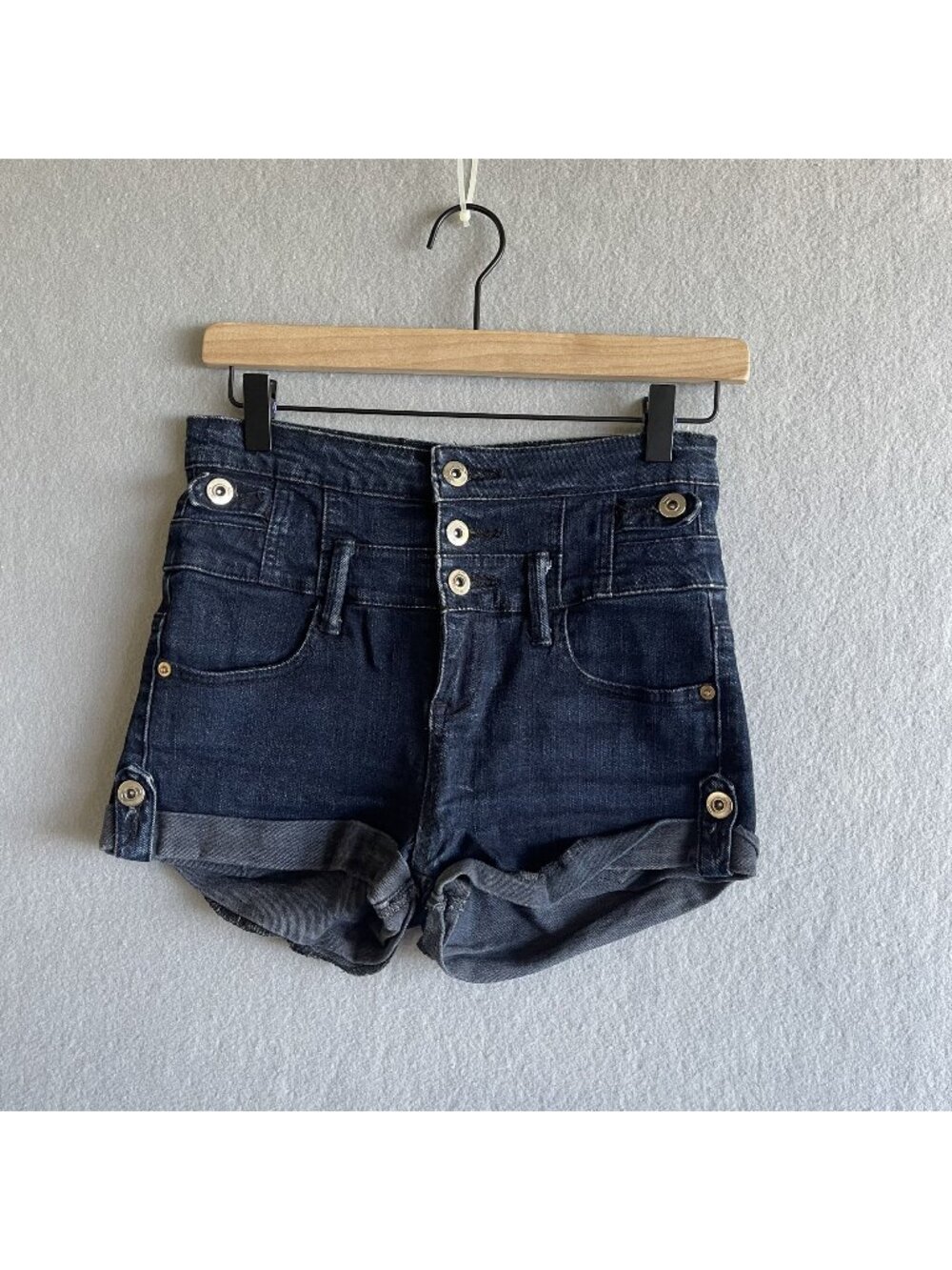 Ally Womens Dark Wash Denim Shorts With Button Fly Size 8